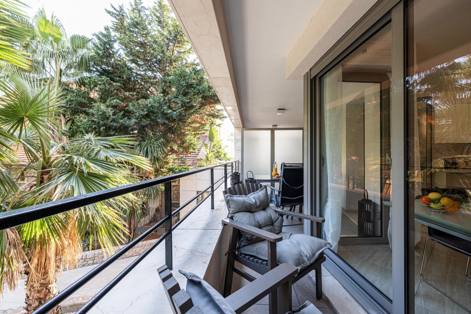 Studio Centre Terrasse Climatisation 50M Plage مينتون المظهر الخارجي الصورة