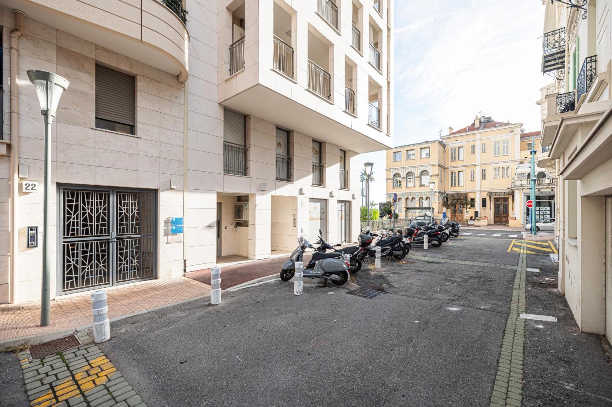 Studio Centre Terrasse Climatisation 50M Plage مينتون المظهر الخارجي الصورة