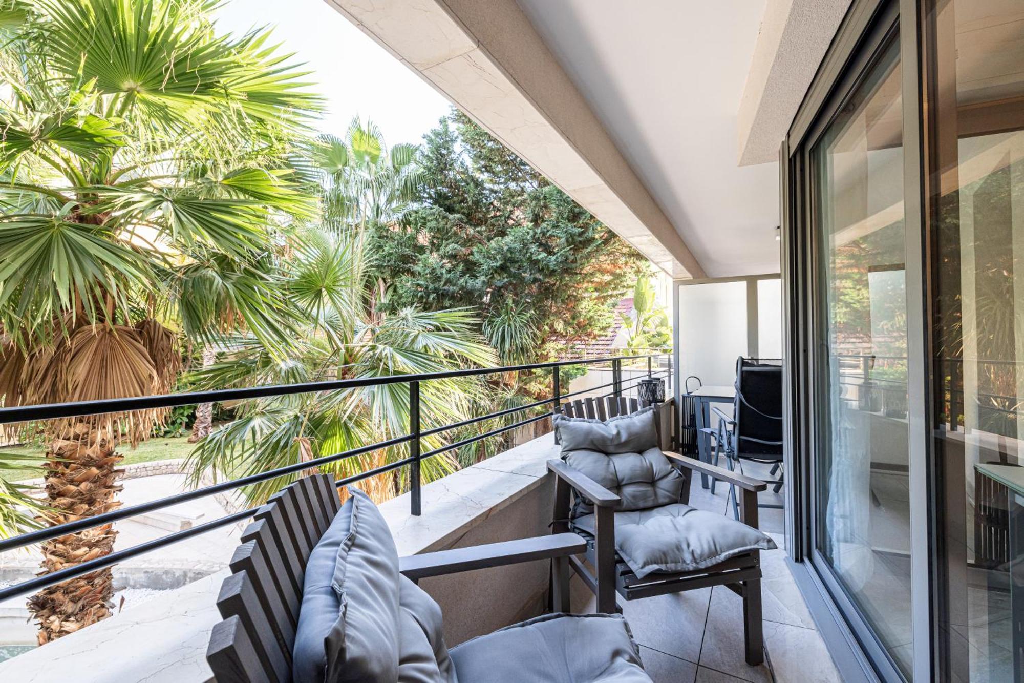Studio Centre Terrasse Climatisation 50M Plage مينتون المظهر الخارجي الصورة