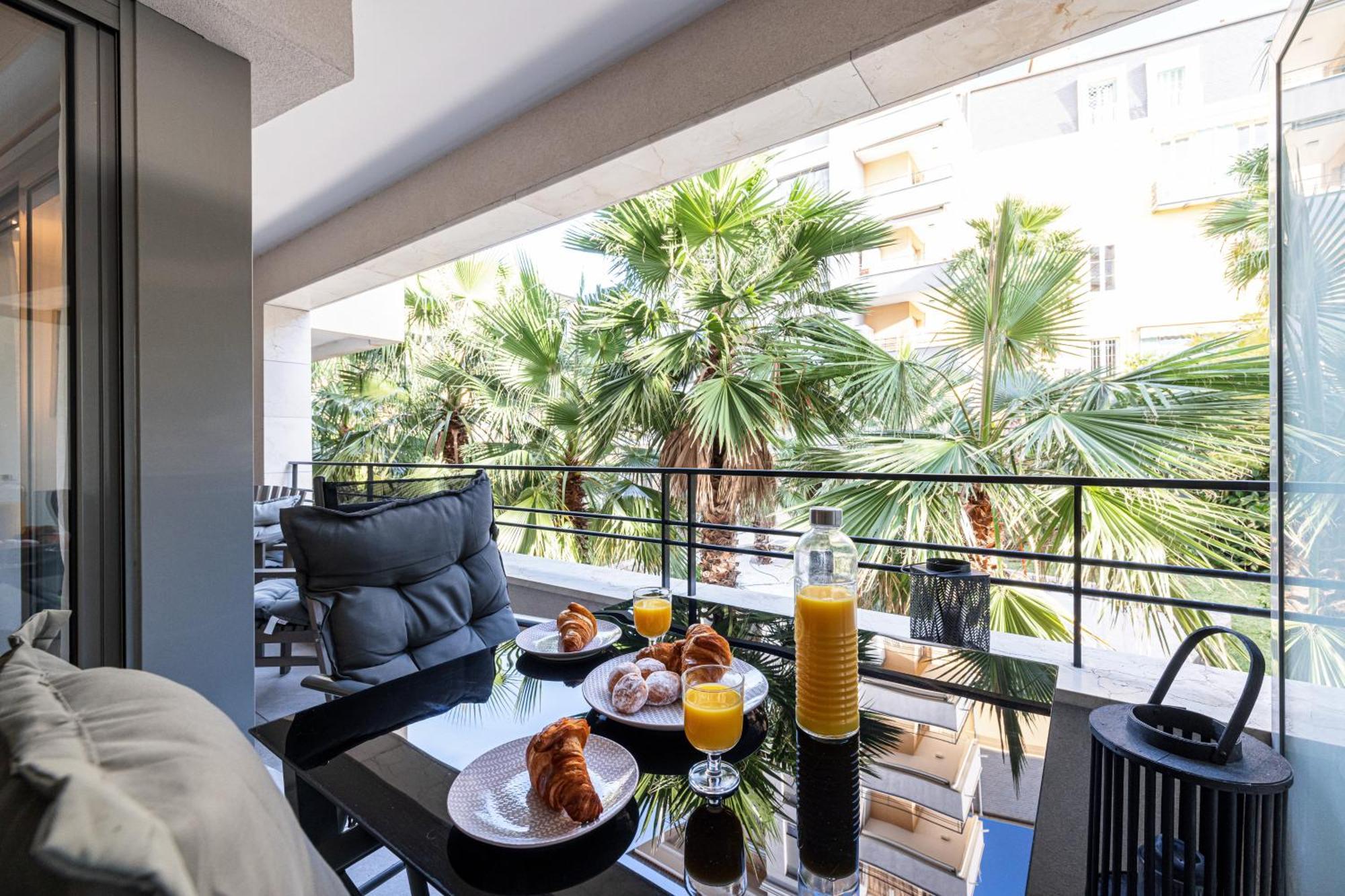 Studio Centre Terrasse Climatisation 50M Plage مينتون المظهر الخارجي الصورة